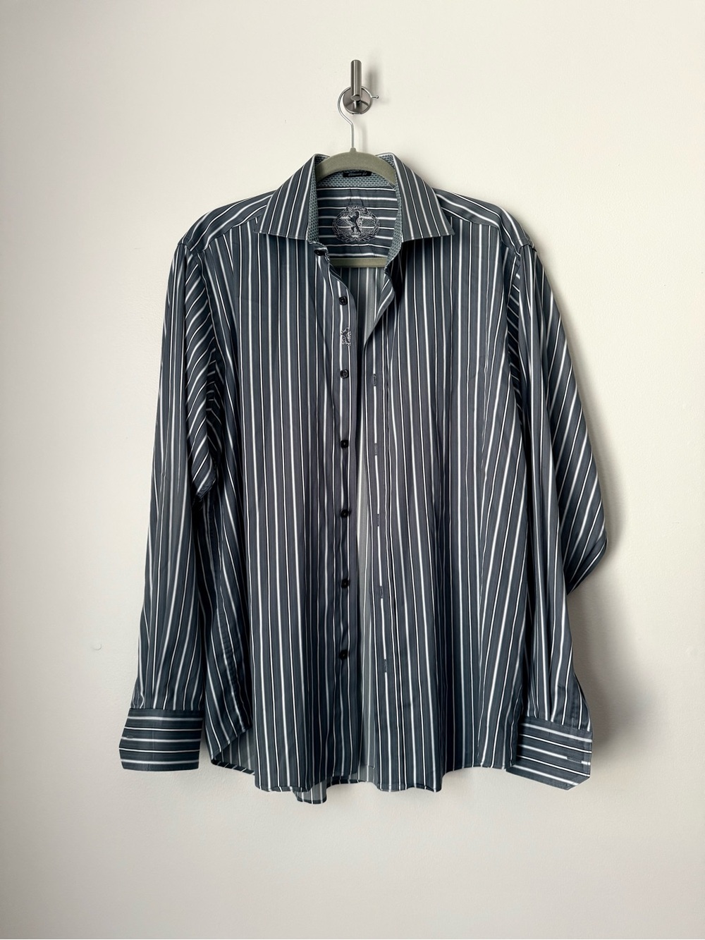 Bugatchi Charcoal Grey & White Striped Long Sleeve Button Down Shirt, size L